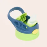 ⁦زمزمية للأطفال غطاء ازرق واخضر⁩ - الصورة ⁦3⁩